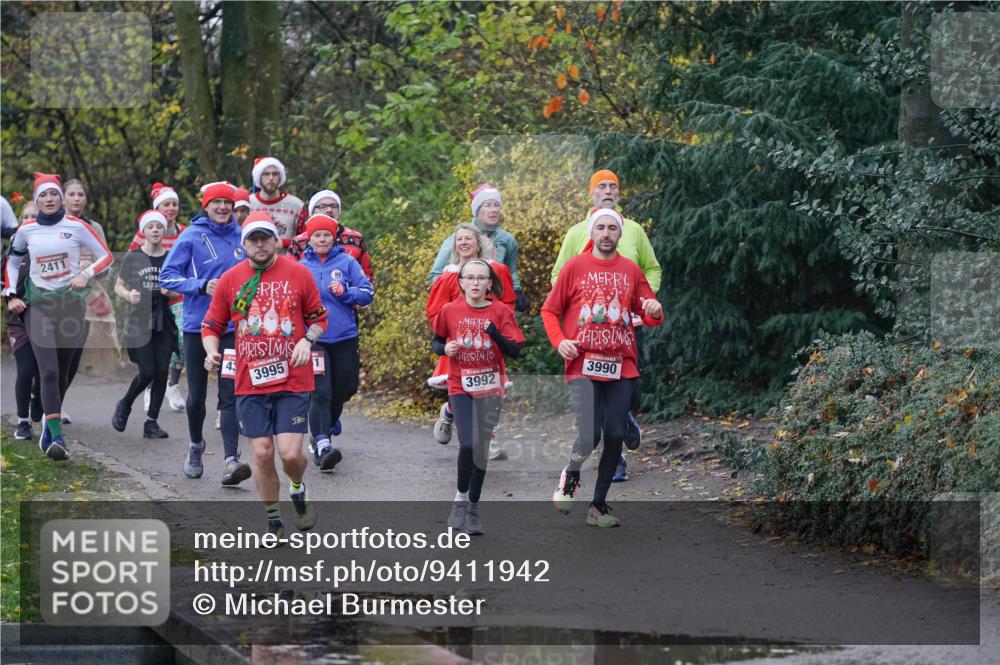 07.12.2025 - St. Pauli X-Mass-Run No. 15 Michael Burmester http://msf.ph/oto/9411942 07.12.2025 11:43:14 Laufen 2411, 199, 43, 3995, 1, 3992, 3990 meine-sportfotos.de