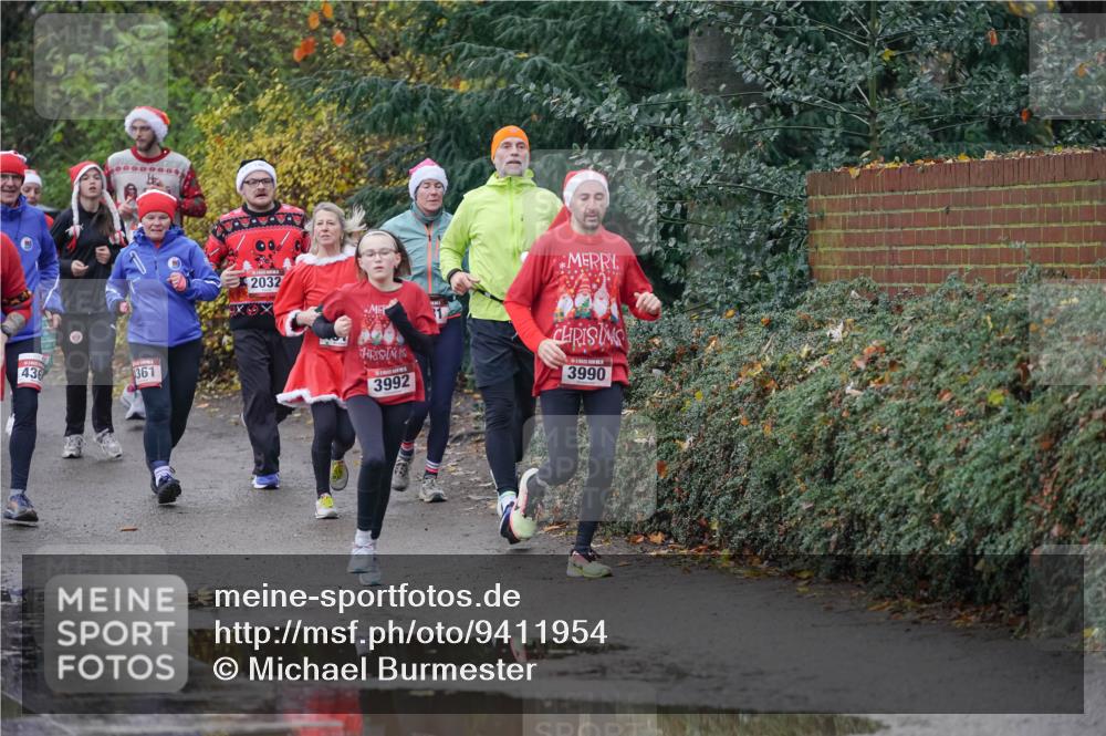 07.12.2025 - St. Pauli X-Mass-Run No. 15 Michael Burmester http://msf.ph/oto/9411954 07.12.2025 11:43:15 Laufen 436, 361, 2032, 3992, 3990 meine-sportfotos.de