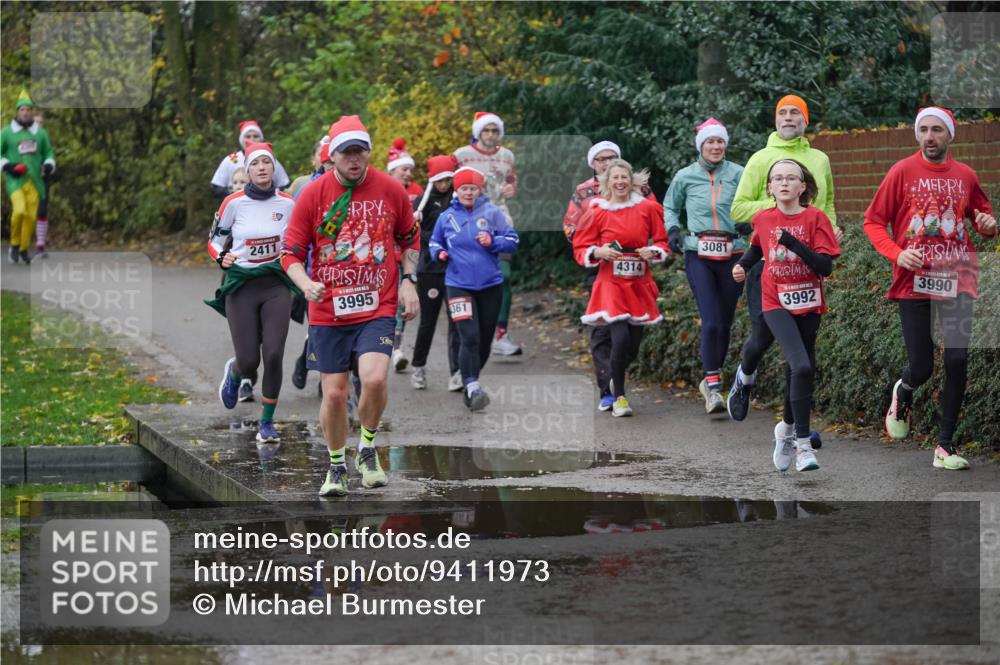 07.12.2025 - St. Pauli X-Mass-Run No. 15 Michael Burmester http://msf.ph/oto/9411973 07.12.2025 11:43:17 Laufen 2411, 3995, 50, 361, 4314, 3081, 3992, 3990 meine-sportfotos.de