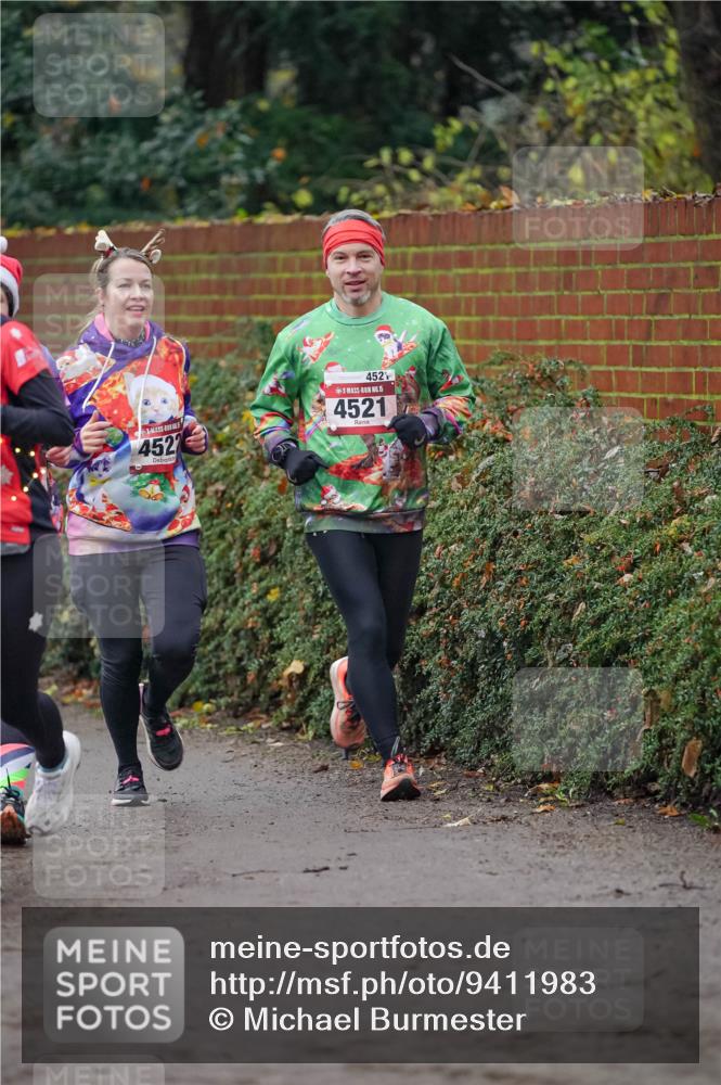 07.12.2025 - St. Pauli X-Mass-Run No. 15 Michael Burmester http://msf.ph/oto/9411983 07.12.2025 10:00:43 Laufen 4522, 4521, 15, 4521 meine-sportfotos.de