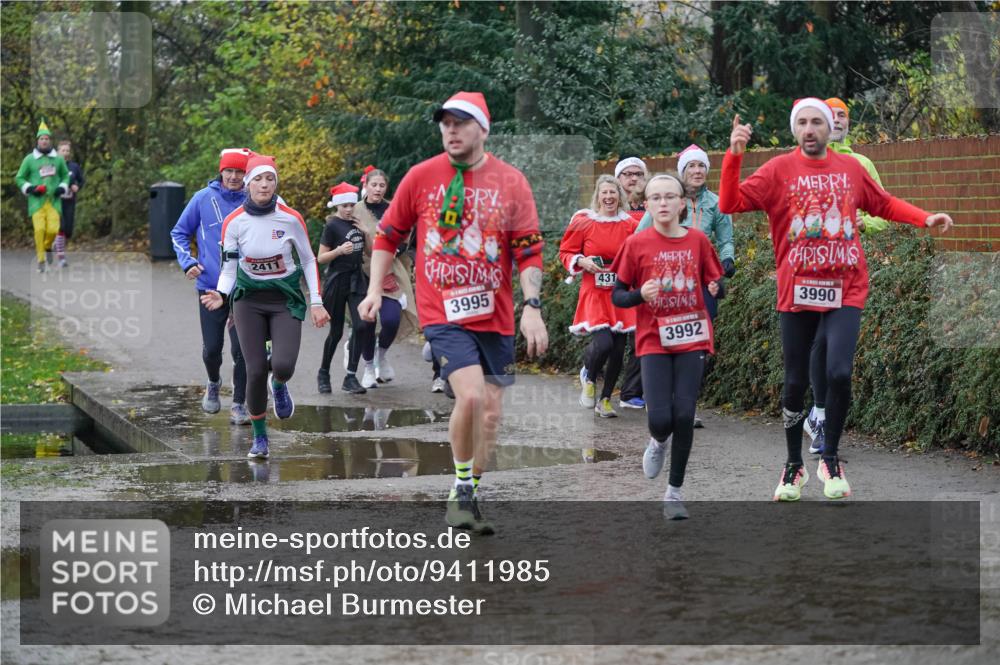 07.12.2025 - St. Pauli X-Mass-Run No. 15 Michael Burmester http://msf.ph/oto/9411985 07.12.2025 11:43:19 Laufen 2411, 3995, 431, 3992, 3990 meine-sportfotos.de