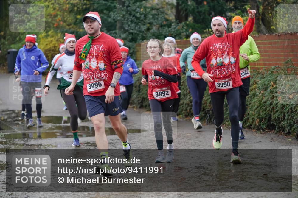 07.12.2025 - St. Pauli X-Mass-Run No. 15 Michael Burmester http://msf.ph/oto/9411991 07.12.2025 11:43:20 Laufen 436, 2, 15, 3995, 15, 3992, 308, 15, 3990, 3082 meine-sportfotos.de