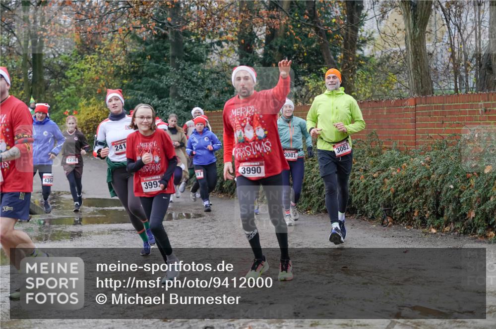 07.12.2025 - St. Pauli X-Mass-Run No. 15 Michael Burmester http://msf.ph/oto/9412000 07.12.2025 11:43:21 Laufen 436, 1236, 241, 361, 399, 3990, 3081, 3082 meine-sportfotos.de