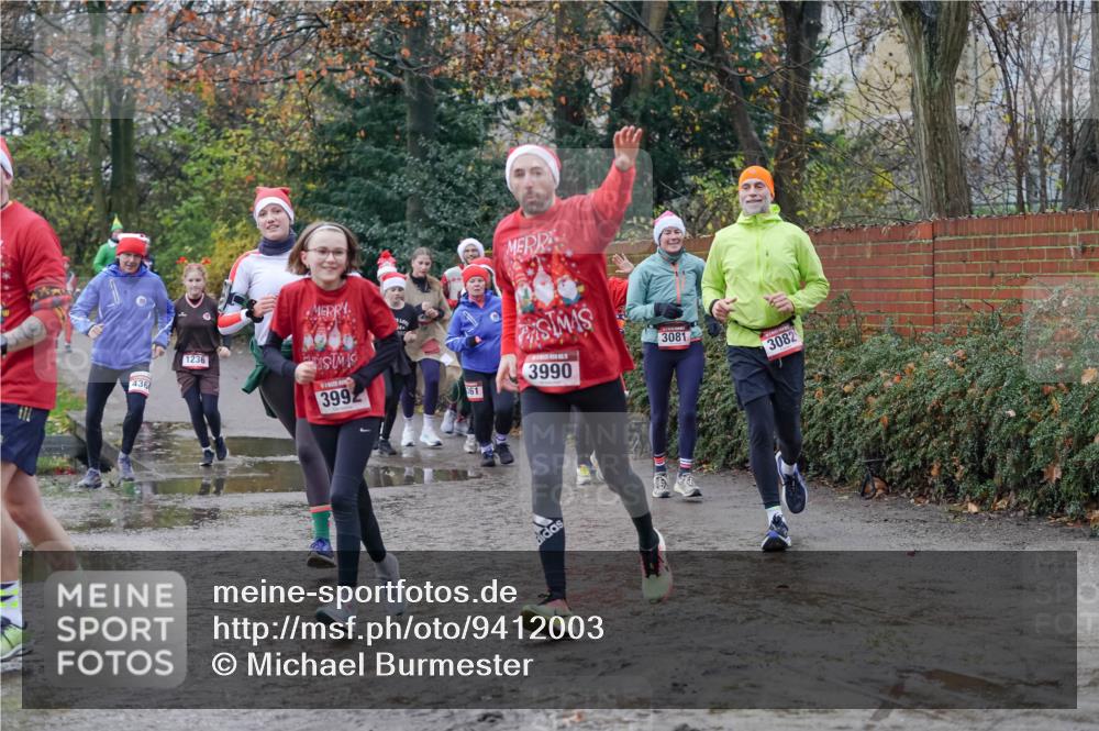 07.12.2025 - St. Pauli X-Mass-Run No. 15 Michael Burmester http://msf.ph/oto/9412003 07.12.2025 11:43:21 Laufen 436, 1236, 399, 61, 3990, 3081, 3082 meine-sportfotos.de