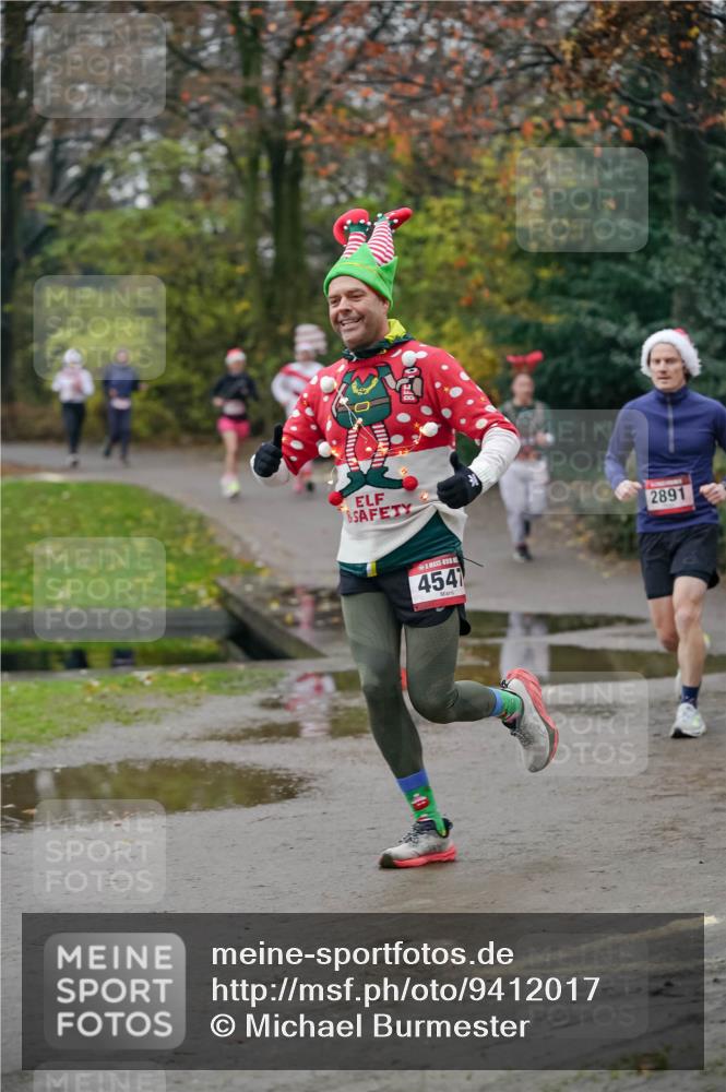 07.12.2025 - St. Pauli X-Mass-Run No. 15 Michael Burmester http://msf.ph/oto/9412017 07.12.2025 10:00:47 Laufen 4547, 2891 meine-sportfotos.de