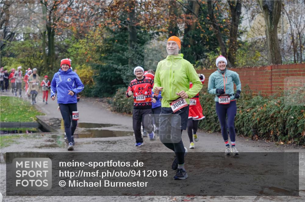 07.12.2025 - St. Pauli X-Mass-Run No. 15 Michael Burmester http://msf.ph/oto/9412018 07.12.2025 11:43:22 Laufen 436, 2032, 3082, 314, 3081 meine-sportfotos.de