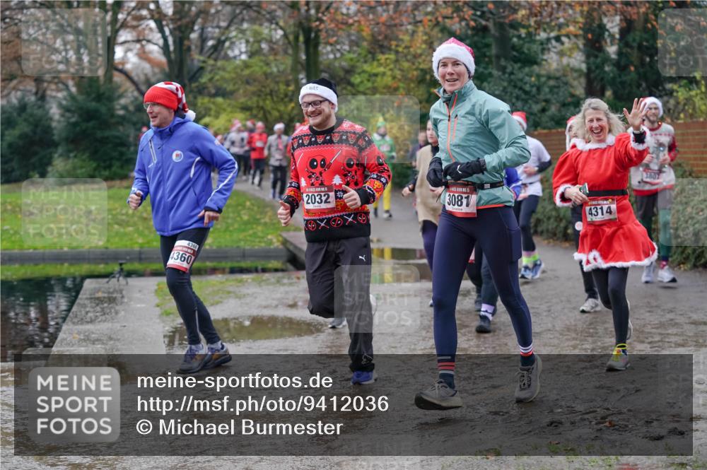 07.12.2025 - St. Pauli X-Mass-Run No. 15 Michael Burmester http://msf.ph/oto/9412036 07.12.2025 11:43:24 Laufen 436, 4360, 2032, 15, 3081, 4314, 13807 meine-sportfotos.de