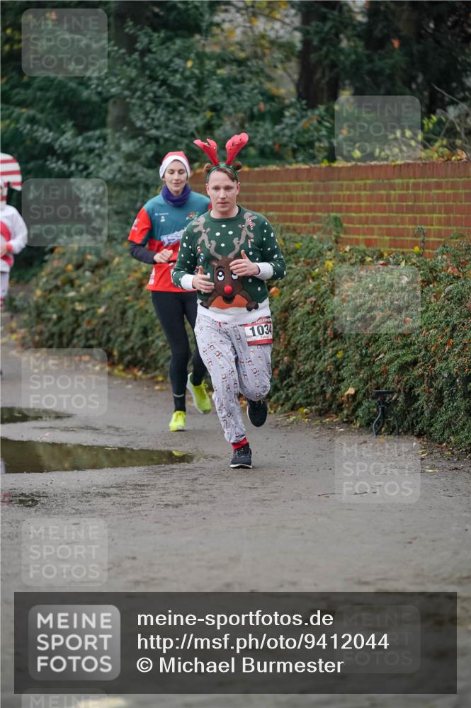 07.12.2025 - St. Pauli X-Mass-Run No. 15 Michael Burmester http://msf.ph/oto/9412044 07.12.2025 10:00:51 Laufen 1034 meine-sportfotos.de