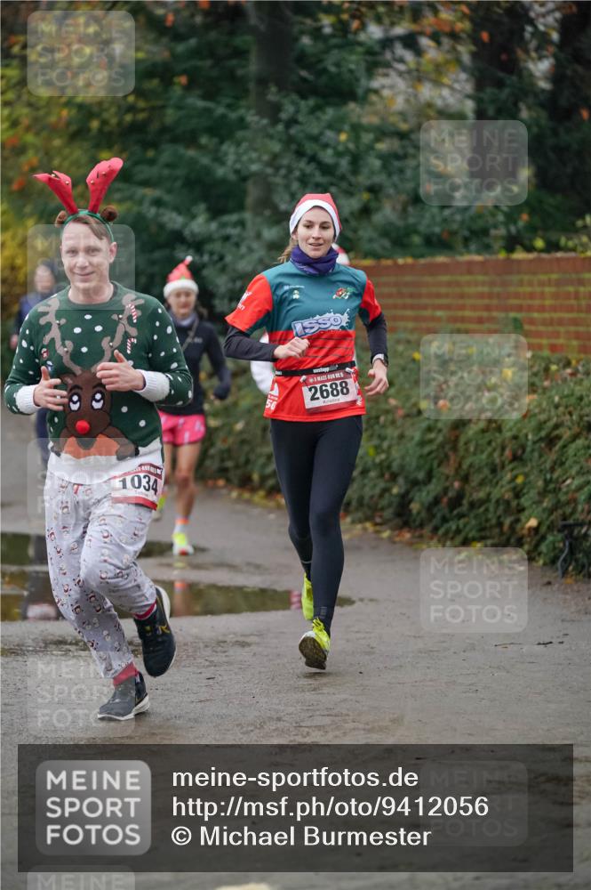 07.12.2025 - St. Pauli X-Mass-Run No. 15 Michael Burmester http://msf.ph/oto/9412056 07.12.2025 10:00:52 Laufen 1034, 5, 2688 meine-sportfotos.de