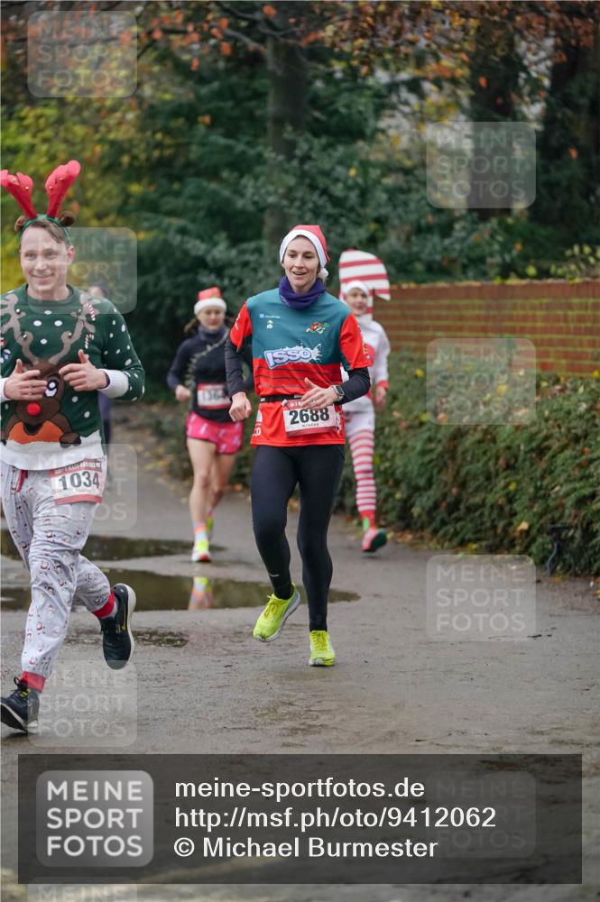 07.12.2025 - St. Pauli X-Mass-Run No. 15 Michael Burmester http://msf.ph/oto/9412062 07.12.2025 10:00:52 Laufen 1034, 2688 meine-sportfotos.de