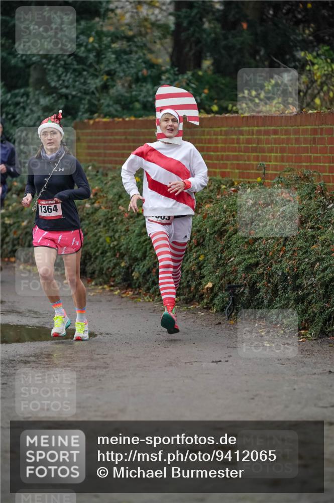 07.12.2025 - St. Pauli X-Mass-Run No. 15 Michael Burmester http://msf.ph/oto/9412065 07.12.2025 10:00:54 Laufen 15, 1364 meine-sportfotos.de
