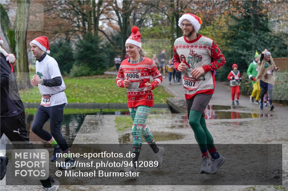 07.12.2025 - St. Pauli X-Mass-Run No. 15 Michael Burmester http://msf.ph/oto/9412089 07.12.2025 11:43:27 Laufen 4123, 15, 4006, 1, 5, 3807 meine-sportfotos.de