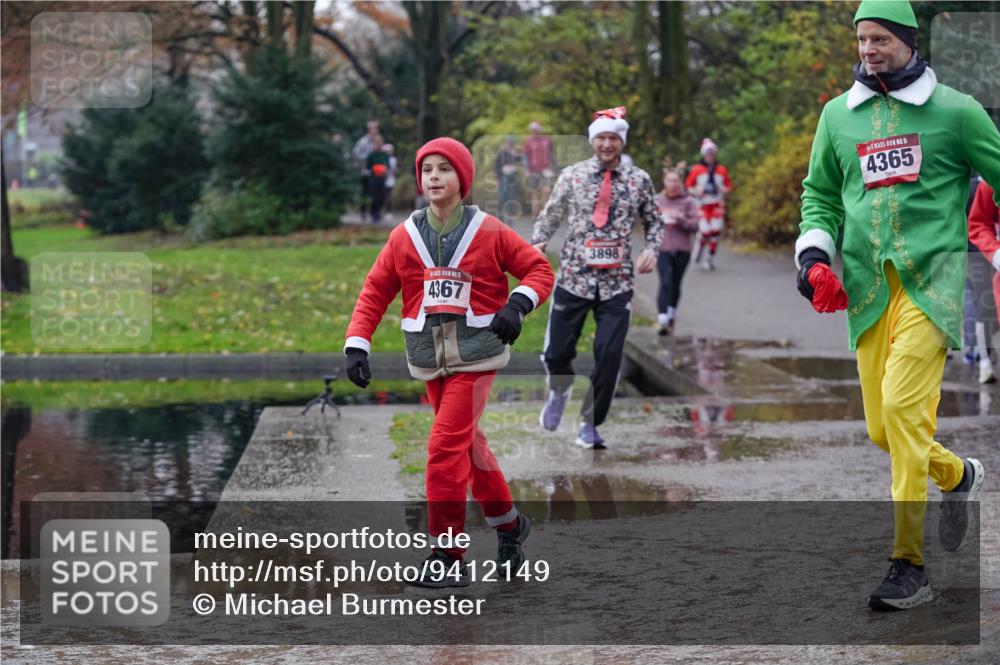 07.12.2025 - St. Pauli X-Mass-Run No. 15 Michael Burmester http://msf.ph/oto/9412149 07.12.2025 11:43:33 Laufen 15, 4367, 3898, 15, 4365 meine-sportfotos.de