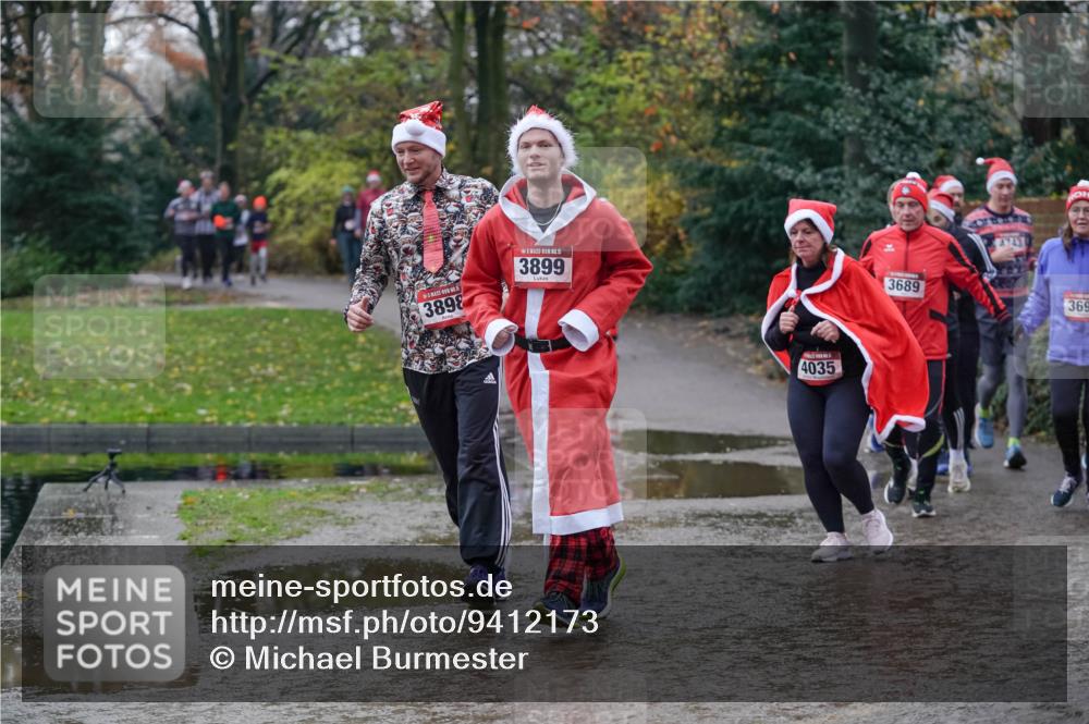 07.12.2025 - St. Pauli X-Mass-Run No. 15 Michael Burmester http://msf.ph/oto/9412173 07.12.2025 11:43:34 Laufen 5, 3898, 15, 3899, 4035, 3689, 4743, 369 meine-sportfotos.de