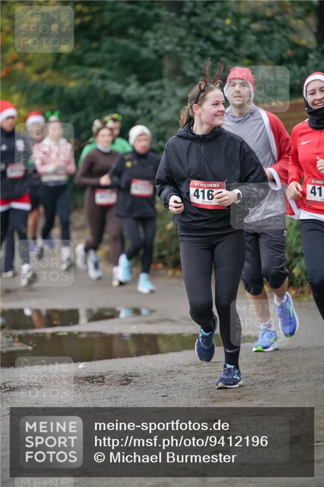 07.12.2025 - St. Pauli X-Mass-Run No. 15 Michael Burmester http://msf.ph/oto/9412196 07.12.2025 10:01:12 Laufen 15, 416, 41 meine-sportfotos.de
