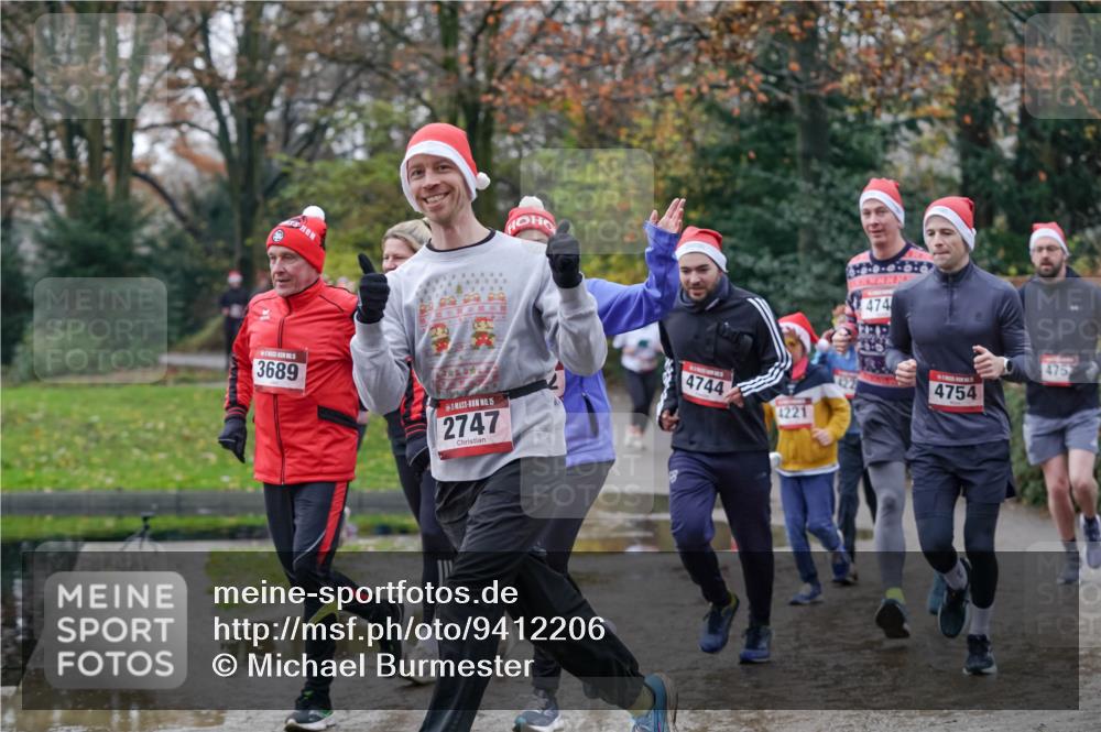 07.12.2025 - St. Pauli X-Mass-Run No. 15 Michael Burmester http://msf.ph/oto/9412206 07.12.2025 11:43:37 Laufen 3689, 1220, 474, 15, 2747, 4744, 4221, 4754, 475 meine-sportfotos.de