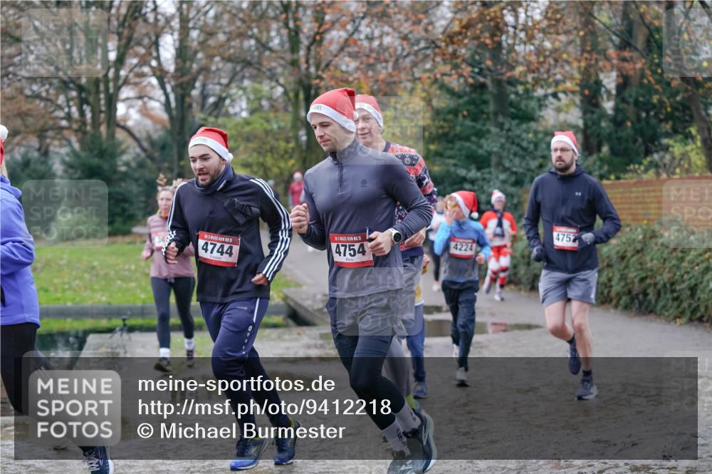 07.12.2025 - St. Pauli X-Mass-Run No. 15 Michael Burmester http://msf.ph/oto/9412218 07.12.2025 11:43:38 Laufen 15, 4744, 15, 4754, 4224, 4752 meine-sportfotos.de