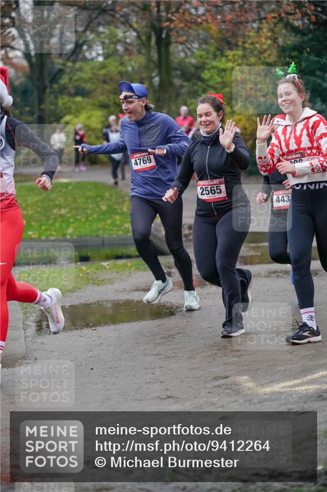 07.12.2025 - St. Pauli X-Mass-Run No. 15 Michael Burmester http://msf.ph/oto/9412264 07.12.2025 10:01:18 Laufen 4769, 15, 2565, 443 meine-sportfotos.de