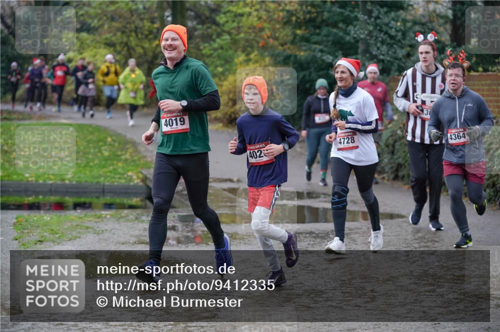 07.12.2025 - St. Pauli X-Mass-Run No. 15 Michael Burmester http://msf.ph/oto/9412335 07.12.2025 11:43:51 Laufen 15, 4019, 15, 402, 4728, 30, 4364 meine-sportfotos.de