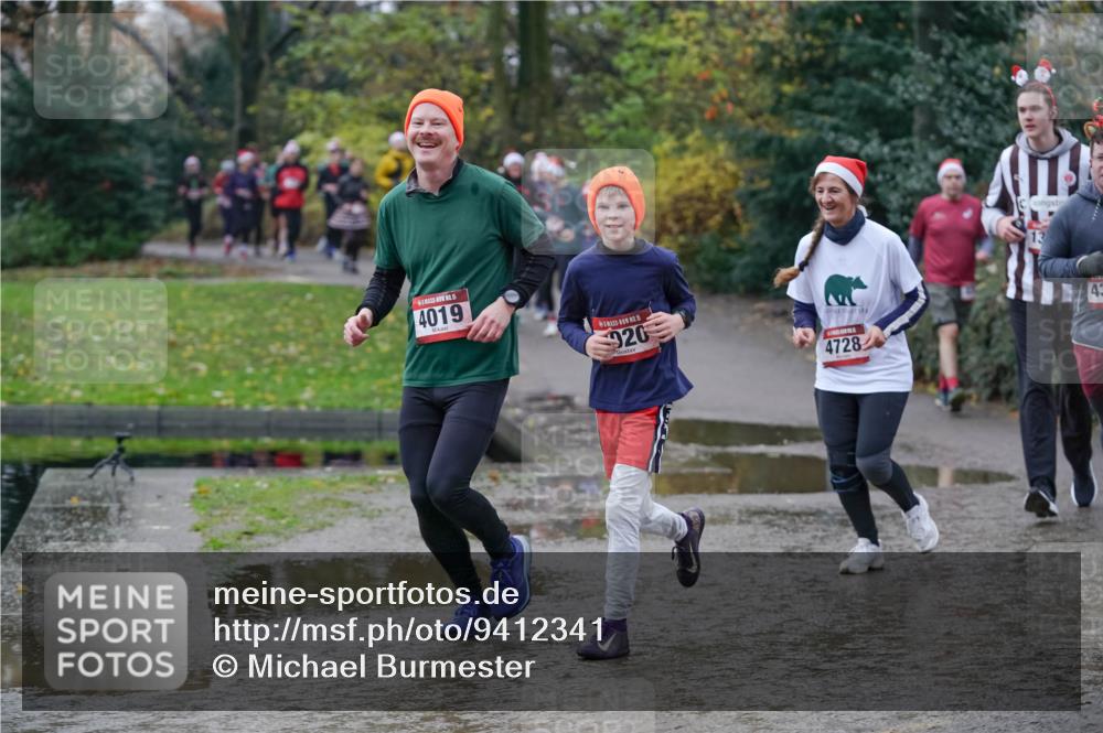 07.12.2025 - St. Pauli X-Mass-Run No. 15 Michael Burmester http://msf.ph/oto/9412341 07.12.2025 11:43:51 Laufen 4019, 15, 920, 4728, 13 meine-sportfotos.de