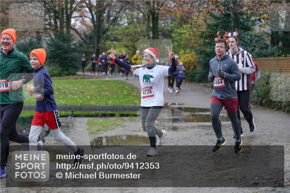 07.12.2025 - St. Pauli X-Mass-Run No. 15 Michael Burmester http://msf.ph/oto/9412353 07.12.2025 11:43:52 Laufen 15, 019, 4728, 4364 meine-sportfotos.de