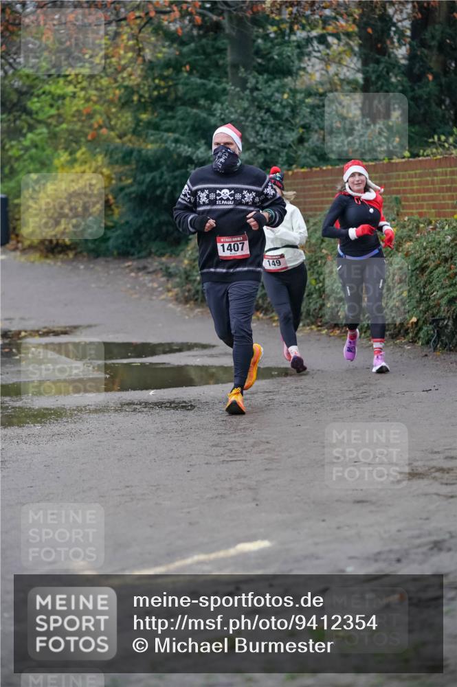07.12.2025 - St. Pauli X-Mass-Run No. 15 Michael Burmester http://msf.ph/oto/9412354 07.12.2025 10:01:30 Laufen 1407, 149 meine-sportfotos.de
