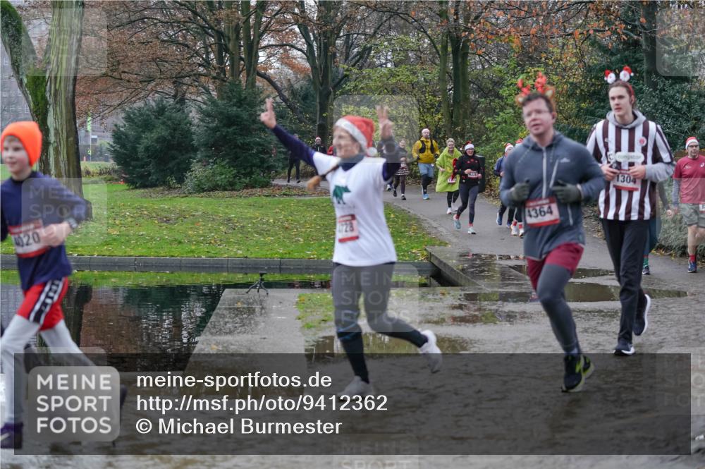 07.12.2025 - St. Pauli X-Mass-Run No. 15 Michael Burmester http://msf.ph/oto/9412362 07.12.2025 11:43:52 Laufen 20, 4364, 1304 meine-sportfotos.de