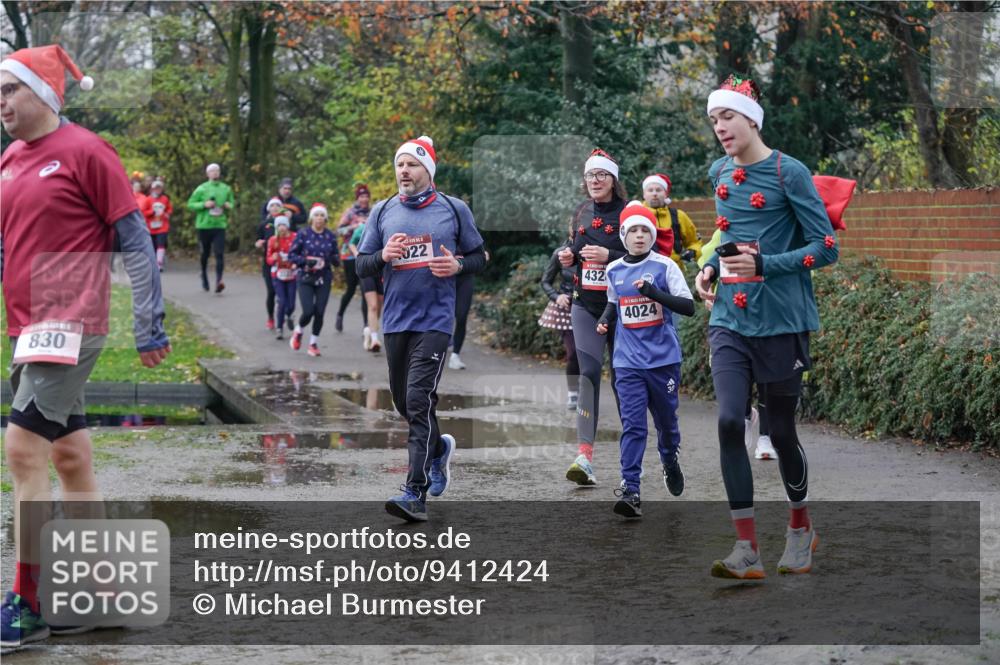 07.12.2025 - St. Pauli X-Mass-Run No. 15 Michael Burmester http://msf.ph/oto/9412424 07.12.2025 11:44:01 Laufen 830, 022, 432, 4024 meine-sportfotos.de