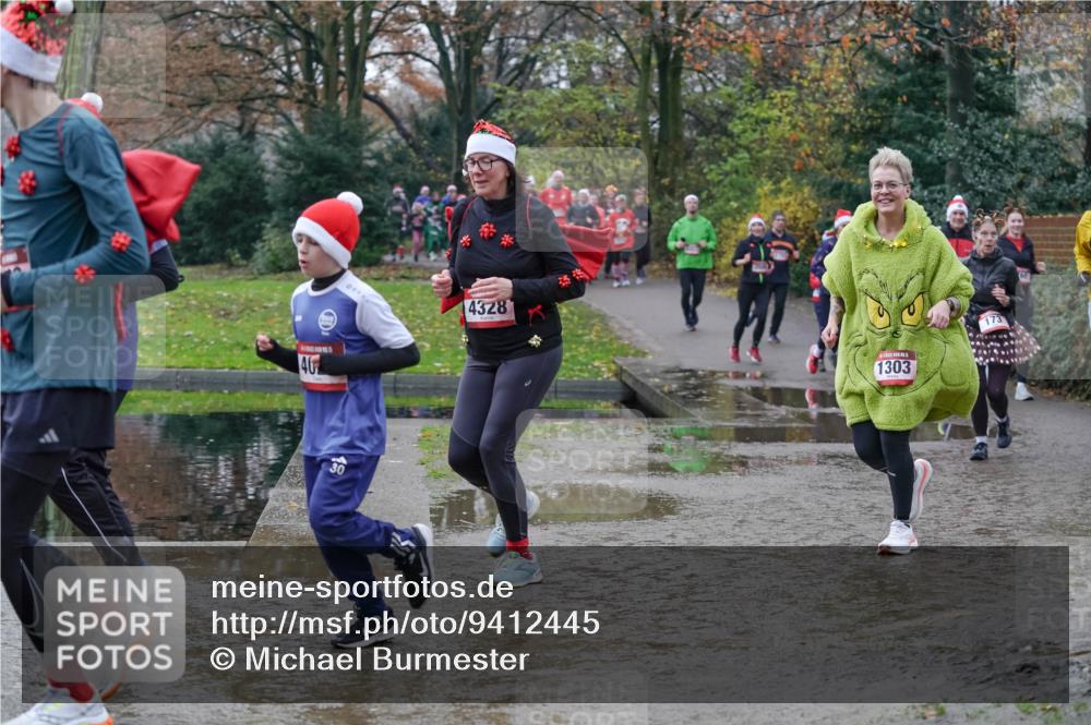 07.12.2025 - St. Pauli X-Mass-Run No. 15 Michael Burmester http://msf.ph/oto/9412445 07.12.2025 11:44:03 Laufen 40, 4328, 30, 1303, 173 meine-sportfotos.de