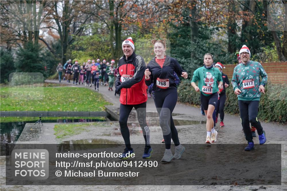 07.12.2025 - St. Pauli X-Mass-Run No. 15 Michael Burmester http://msf.ph/oto/9412490 07.12.2025 11:44:08 Laufen 760, 768, 4418, 4417 meine-sportfotos.de