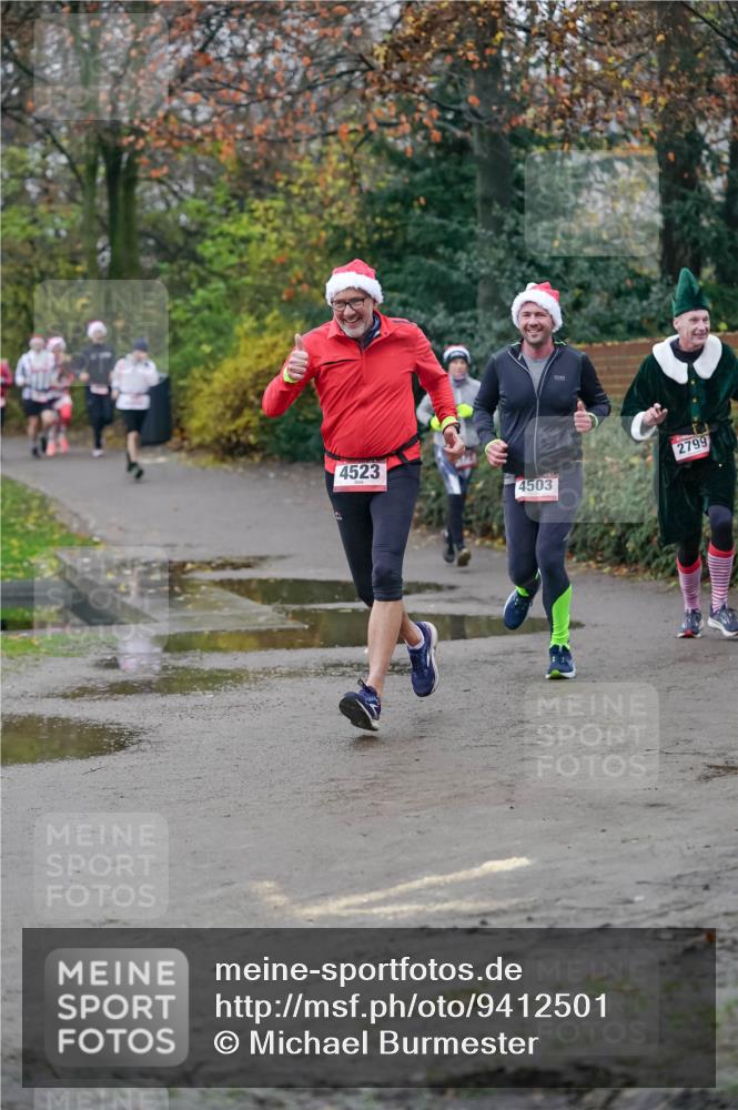 07.12.2025 - St. Pauli X-Mass-Run No. 15 Michael Burmester http://msf.ph/oto/9412501 07.12.2025 10:01:49 Laufen 4523, 4503, 2799 meine-sportfotos.de