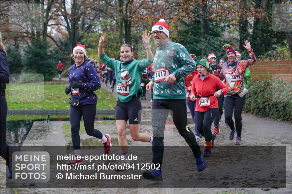 07.12.2025 - St. Pauli X-Mass-Run No. 15 Michael Burmester http://msf.ph/oto/9412502 07.12.2025 11:44:09 Laufen 4418, 420, 4417, 30, 2404, 3577 meine-sportfotos.de