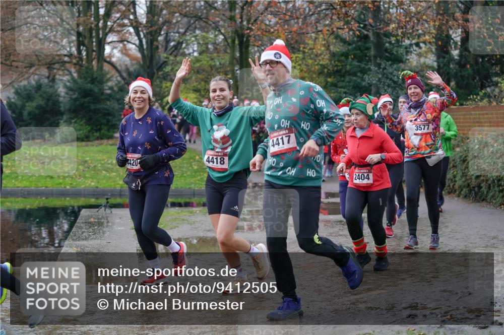 07.12.2025 - St. Pauli X-Mass-Run No. 15 Michael Burmester http://msf.ph/oto/9412505 07.12.2025 11:44:09 Laufen 420, 15, 4418, 4417, 2404, 3577 meine-sportfotos.de