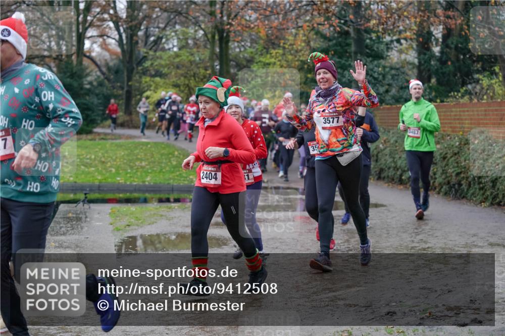 07.12.2025 - St. Pauli X-Mass-Run No. 15 Michael Burmester http://msf.ph/oto/9412508 07.12.2025 11:44:10 Laufen 7, 15, 2404, 35, 3577, 3487 meine-sportfotos.de