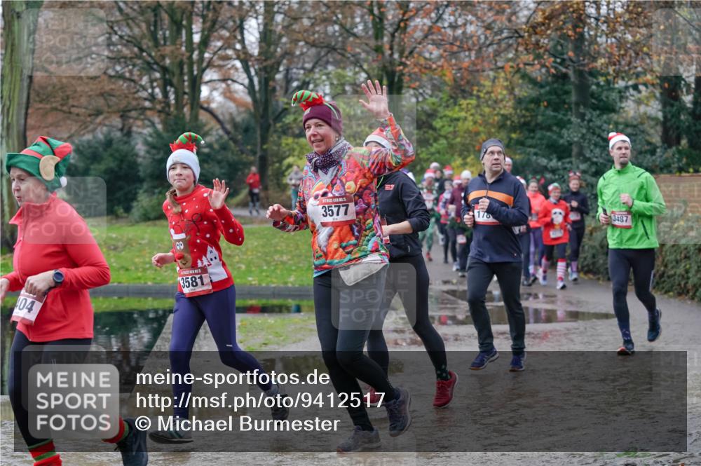 07.12.2025 - St. Pauli X-Mass-Run No. 15 Michael Burmester http://msf.ph/oto/9412517 07.12.2025 11:44:11 Laufen 00, 04, 3581, 15, 3577, 178, 3487 meine-sportfotos.de