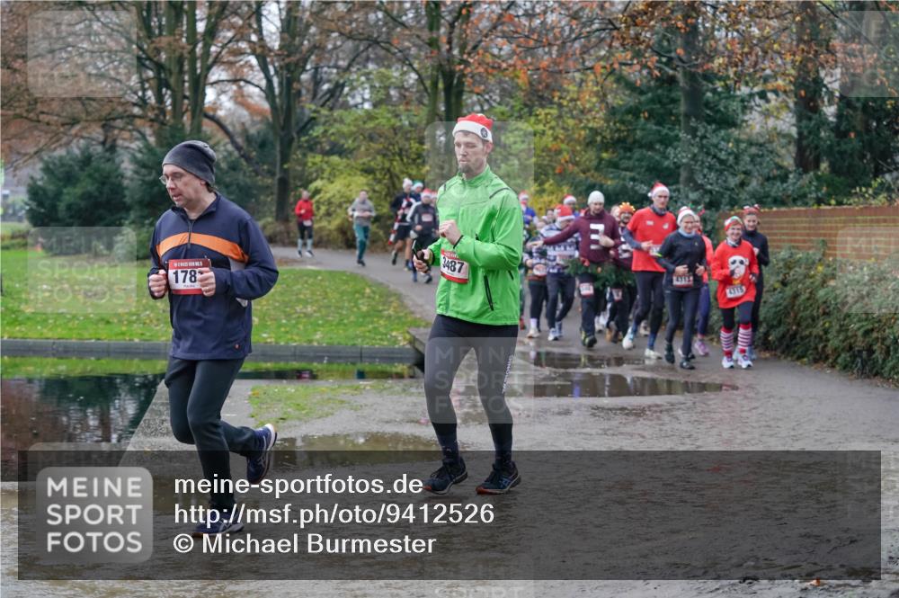 07.12.2025 - St. Pauli X-Mass-Run No. 15 Michael Burmester http://msf.ph/oto/9412526 07.12.2025 11:44:12 Laufen 5, 1782, 3487, 4313, 4315 meine-sportfotos.de