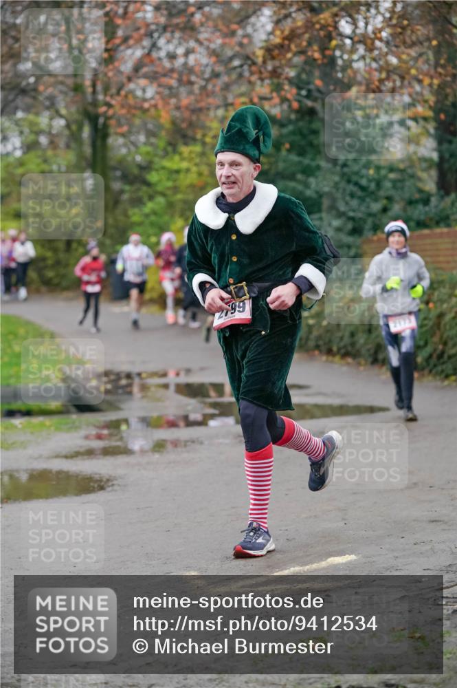 07.12.2025 - St. Pauli X-Mass-Run No. 15 Michael Burmester http://msf.ph/oto/9412534 07.12.2025 10:01:52 Laufen 667 meine-sportfotos.de