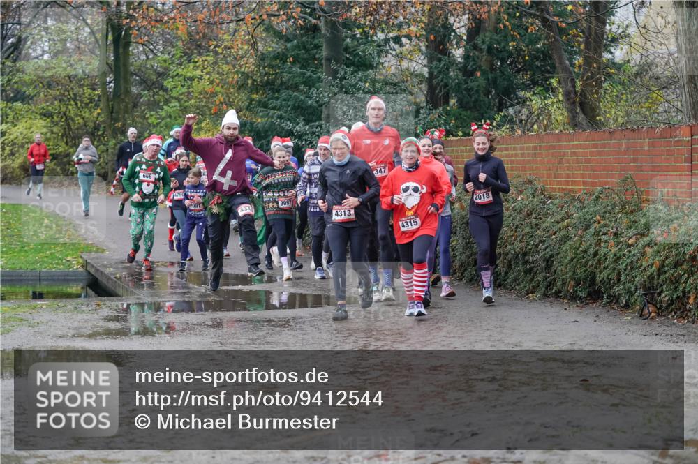 07.12.2025 - St. Pauli X-Mass-Run No. 15 Michael Burmester http://msf.ph/oto/9412544 07.12.2025 11:44:15 Laufen 666, 4750, 2091, 434, 3997, 347, 4313, 4315, 2018 meine-sportfotos.de