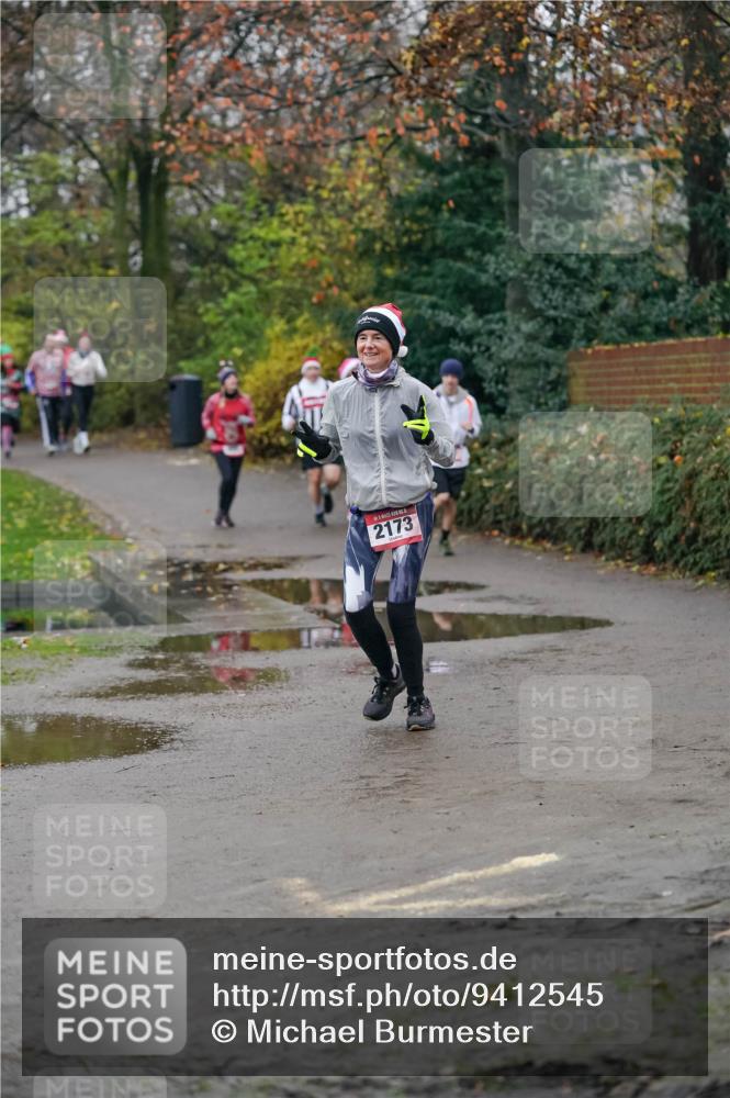 07.12.2025 - St. Pauli X-Mass-Run No. 15 Michael Burmester http://msf.ph/oto/9412545 07.12.2025 10:01:53 Laufen 2173 meine-sportfotos.de