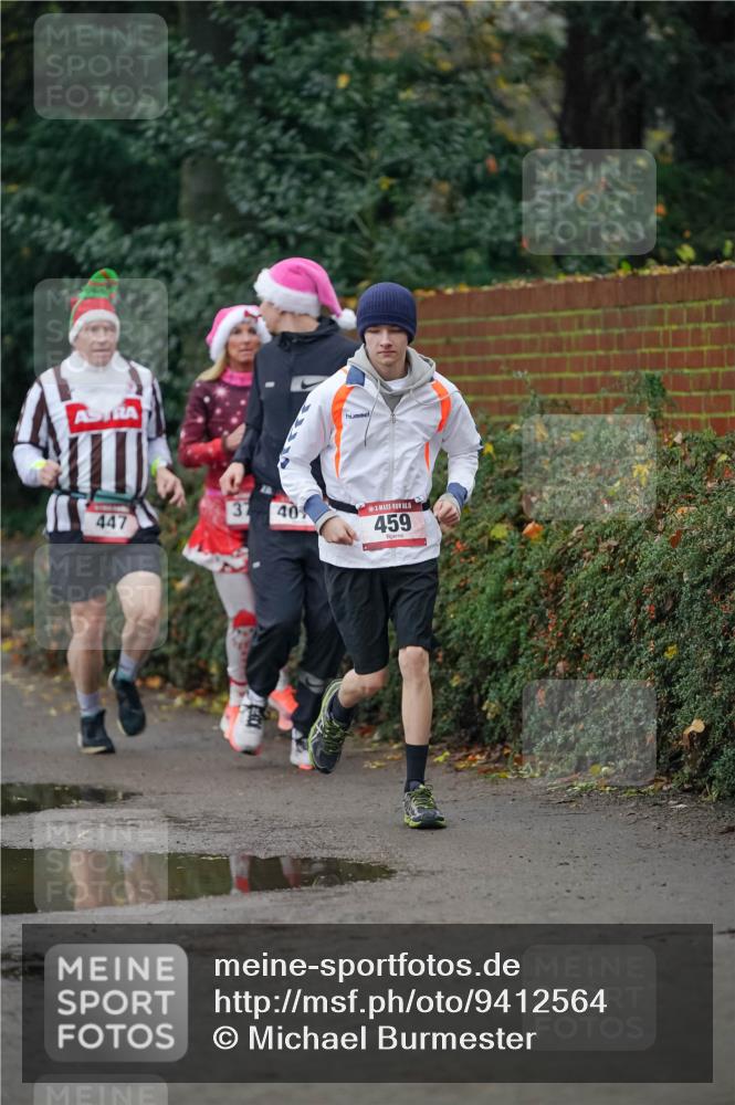 07.12.2025 - St. Pauli X-Mass-Run No. 15 Michael Burmester http://msf.ph/oto/9412564 07.12.2025 10:01:55 Laufen 37, 40, 447, 5, 459 meine-sportfotos.de