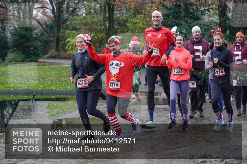 07.12.2025 - St. Pauli X-Mass-Run No. 15 Michael Burmester http://msf.ph/oto/9412571 07.12.2025 11:44:18 Laufen 4313, 4315, 347, 1353, 346, 2018, 16 meine-sportfotos.de