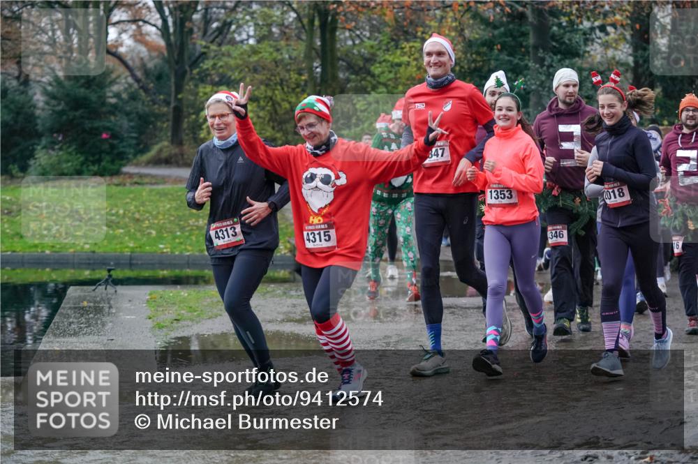 07.12.2025 - St. Pauli X-Mass-Run No. 15 Michael Burmester http://msf.ph/oto/9412574 07.12.2025 11:44:18 Laufen 4313, 4315, 15, 847, 1353, 346, 2018, 16 meine-sportfotos.de