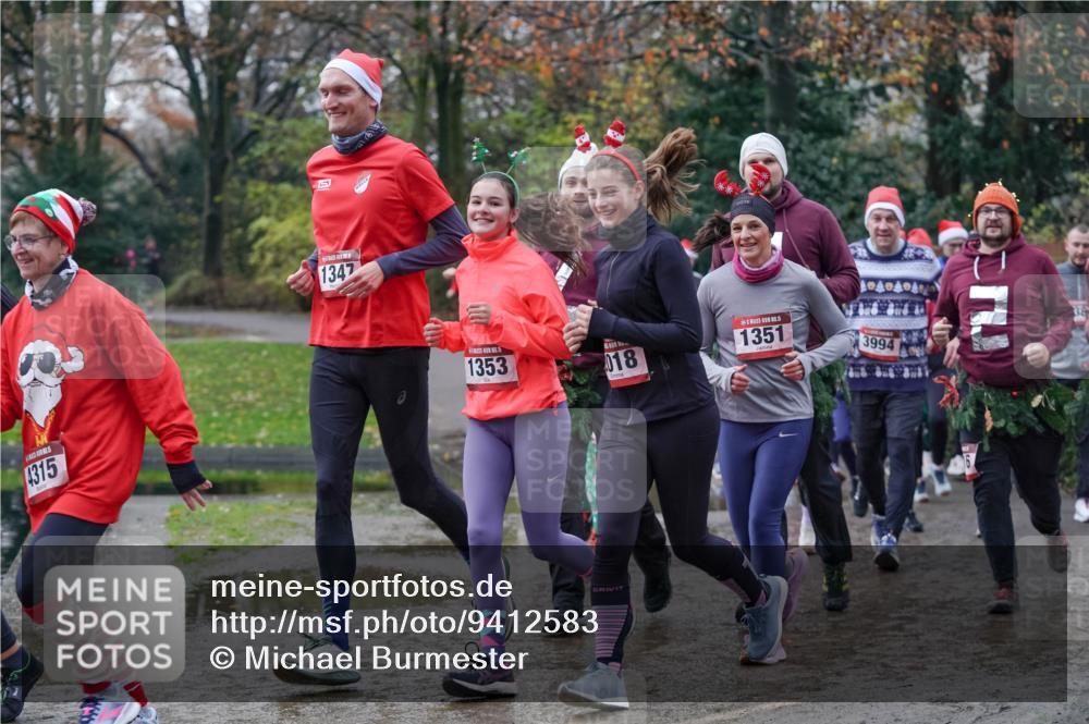07.12.2025 - St. Pauli X-Mass-Run No. 15 Michael Burmester http://msf.ph/oto/9412583 07.12.2025 11:44:18 Laufen 4315, 1347, 1353, 018, 10404040, 5, 1351, 3994, 38 meine-sportfotos.de