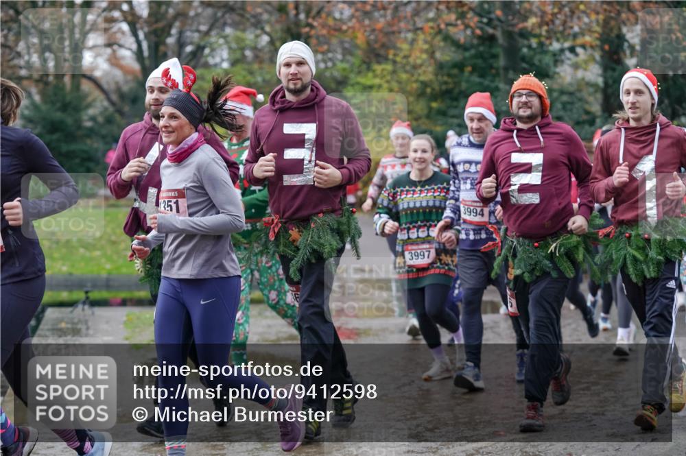 07.12.2025 - St. Pauli X-Mass-Run No. 15 Michael Burmester http://msf.ph/oto/9412598 07.12.2025 11:44:20 Laufen 1351, 3997, 3994 meine-sportfotos.de