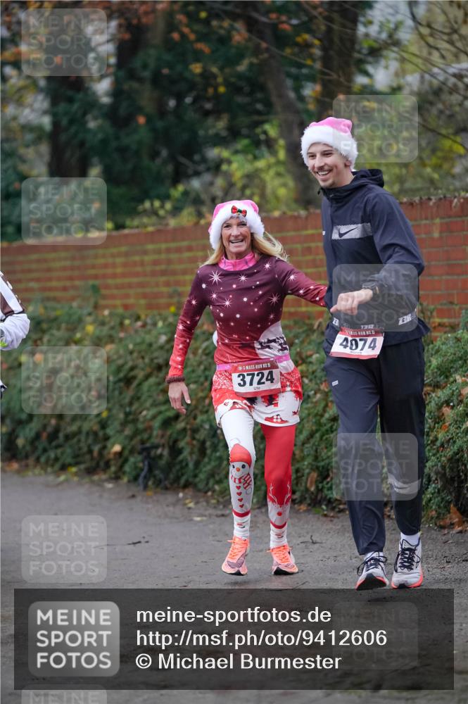 07.12.2025 - St. Pauli X-Mass-Run No. 15 Michael Burmester http://msf.ph/oto/9412606 07.12.2025 10:01:59 Laufen 15, 3724, 15, 4074, 3 meine-sportfotos.de