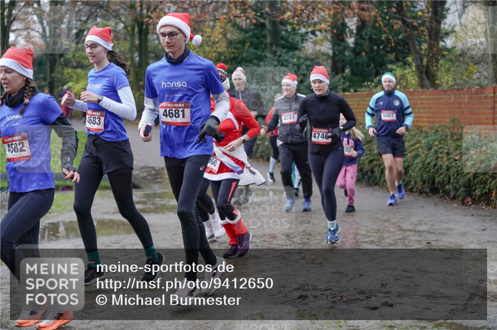 07.12.2025 - St. Pauli X-Mass-Run No. 15 Michael Burmester http://msf.ph/oto/9412650 07.12.2025 11:44:24 Laufen 4682, 4683, 15, 4681, 860, 4281, 4746, 80, 5007 meine-sportfotos.de