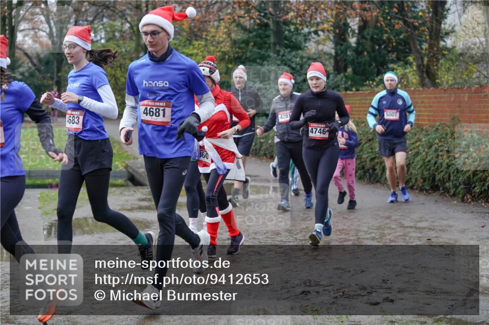 07.12.2025 - St. Pauli X-Mass-Run No. 15 Michael Burmester http://msf.ph/oto/9412653 07.12.2025 11:44:24 Laufen 683, 5, 4681, 360, 4281, 4746, 5007 meine-sportfotos.de