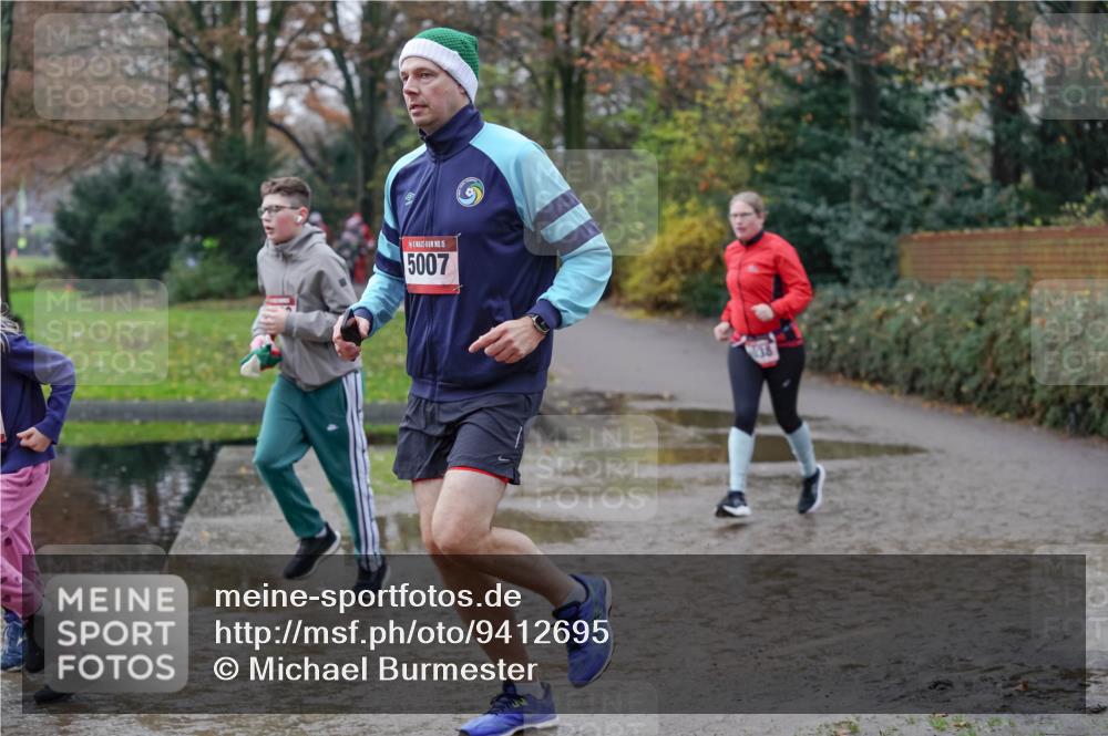 07.12.2025 - St. Pauli X-Mass-Run No. 15 Michael Burmester http://msf.ph/oto/9412695 07.12.2025 11:44:27 Laufen 15, 5007 meine-sportfotos.de