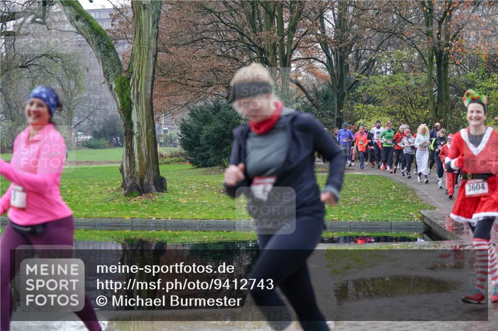 07.12.2025 - St. Pauli X-Mass-Run No. 15 Michael Burmester http://msf.ph/oto/9412743 07.12.2025 11:44:41 Laufen 3604 meine-sportfotos.de