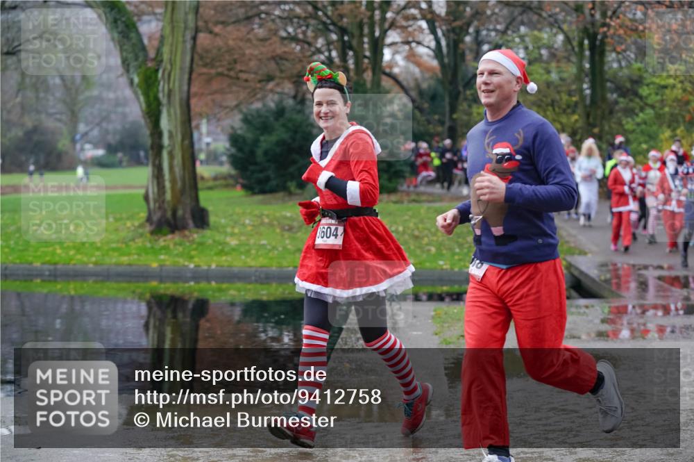 07.12.2025 - St. Pauli X-Mass-Run No. 15 Michael Burmester http://msf.ph/oto/9412758 07.12.2025 11:44:42 Laufen 3604 meine-sportfotos.de